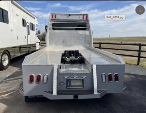 2022 freightliner M-2 Crew Cab With Summit Hauler Package, Cummins 360 HP, Automatic, 15K Miles, Pristine - Image 18